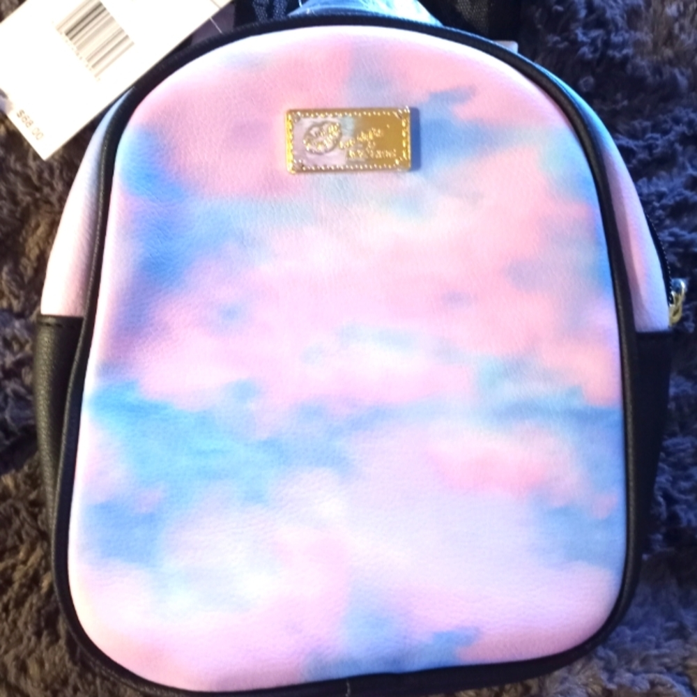 BNWT BESTY JOHNSON BACKPACK
